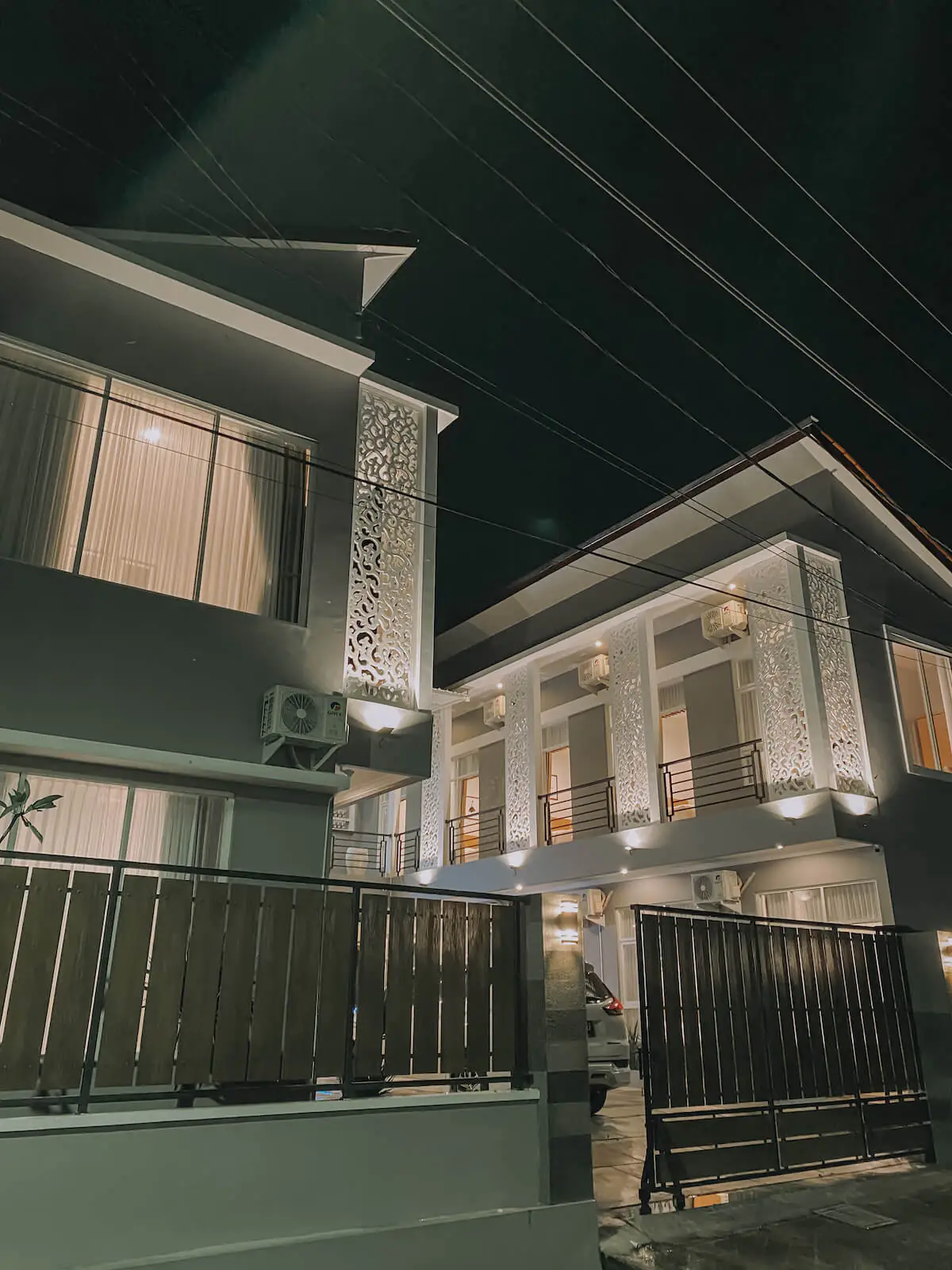 suasana malam Hallstatt Kost Eksklusif kost eksklusif jogja bebas bulanan, kost eksklusif jogja mingguan, harga kost eksklusif jogja