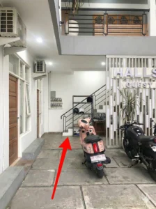 kost self check in dekat uii